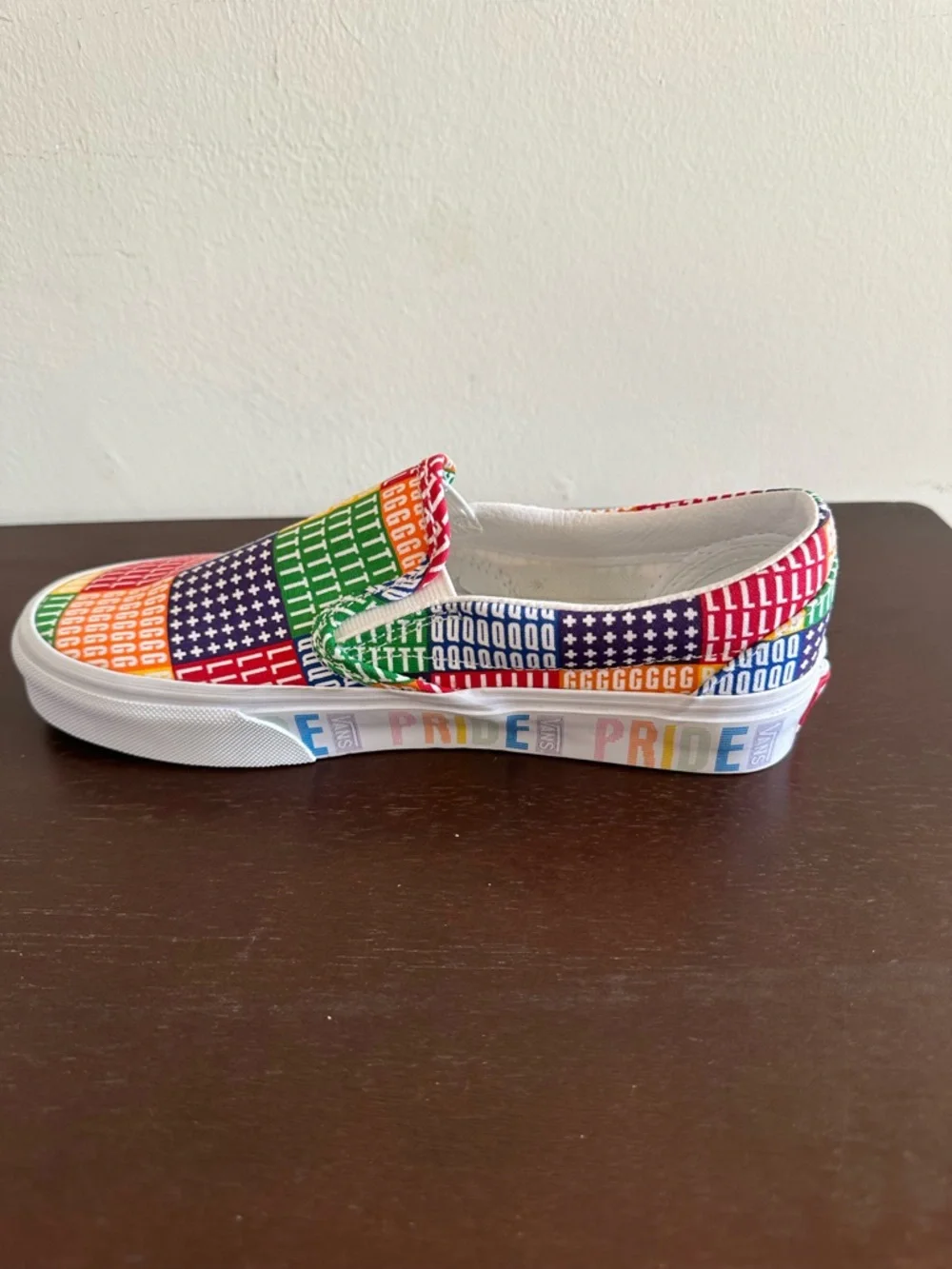 Vans Unisex Low-Top Pride Sneakers Skate Shoe Slip On 6.5W 5M - Picture 9 of 10